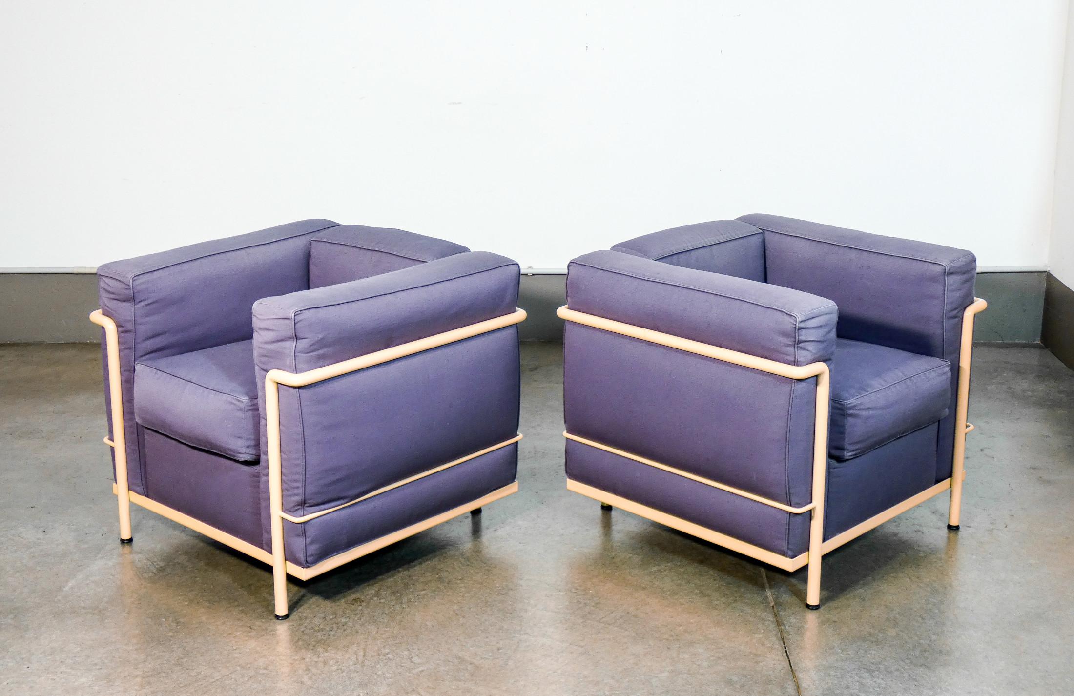 Pareja de sillones LC2 diseño LE CORBUSIER, JEANNERET, PERRIAND para Cassina en Bueno estado para la venta en Torino, IT