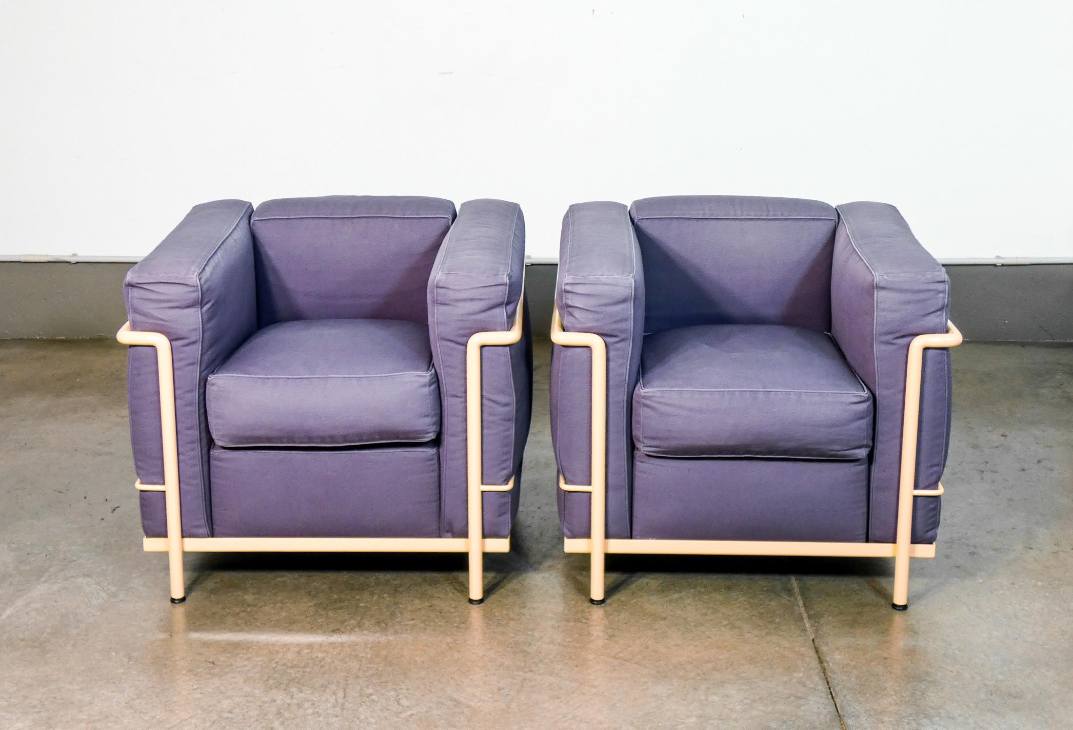 Pareja de sillones LC2 diseño LE CORBUSIER, JEANNERET, PERRIAND para Cassina Mid-20th Century en venta