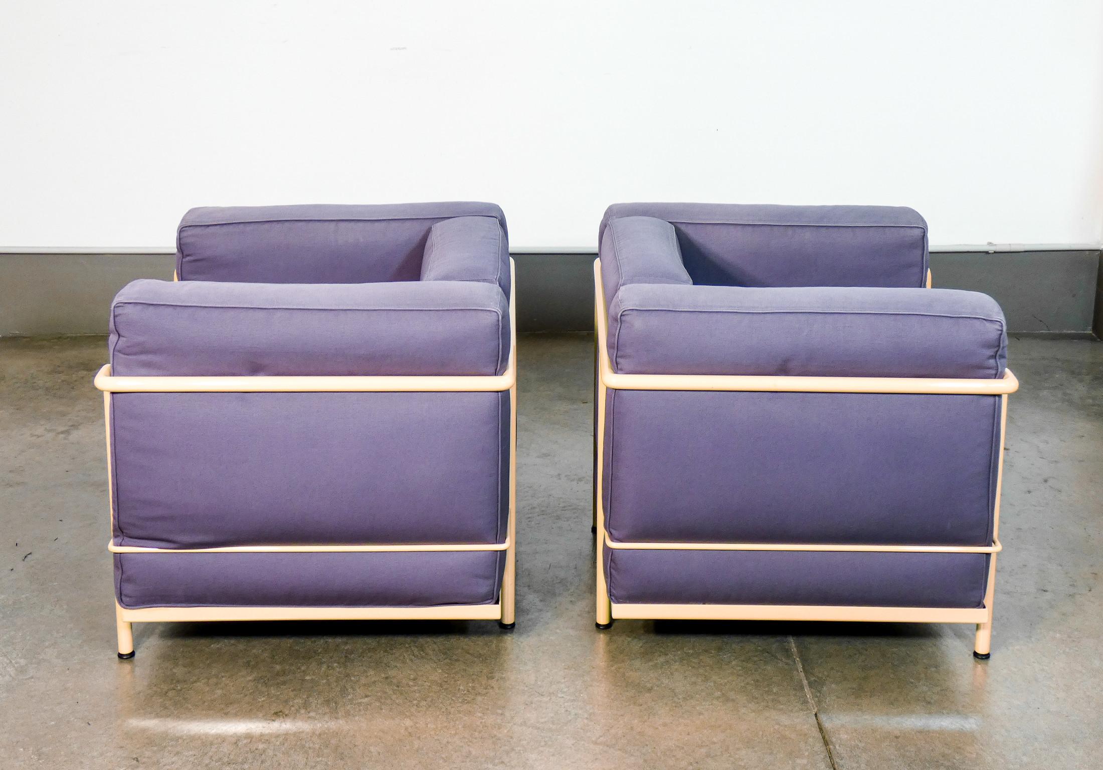 Pareja de sillones LC2 diseño LE CORBUSIER, JEANNERET, PERRIAND para Cassina en venta 1