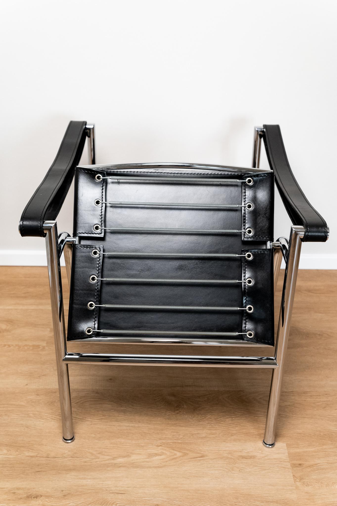Paire de chaises Le Corbusier, Pierre Jeanneret, Charlotte Perriand, LC1 en vente 5