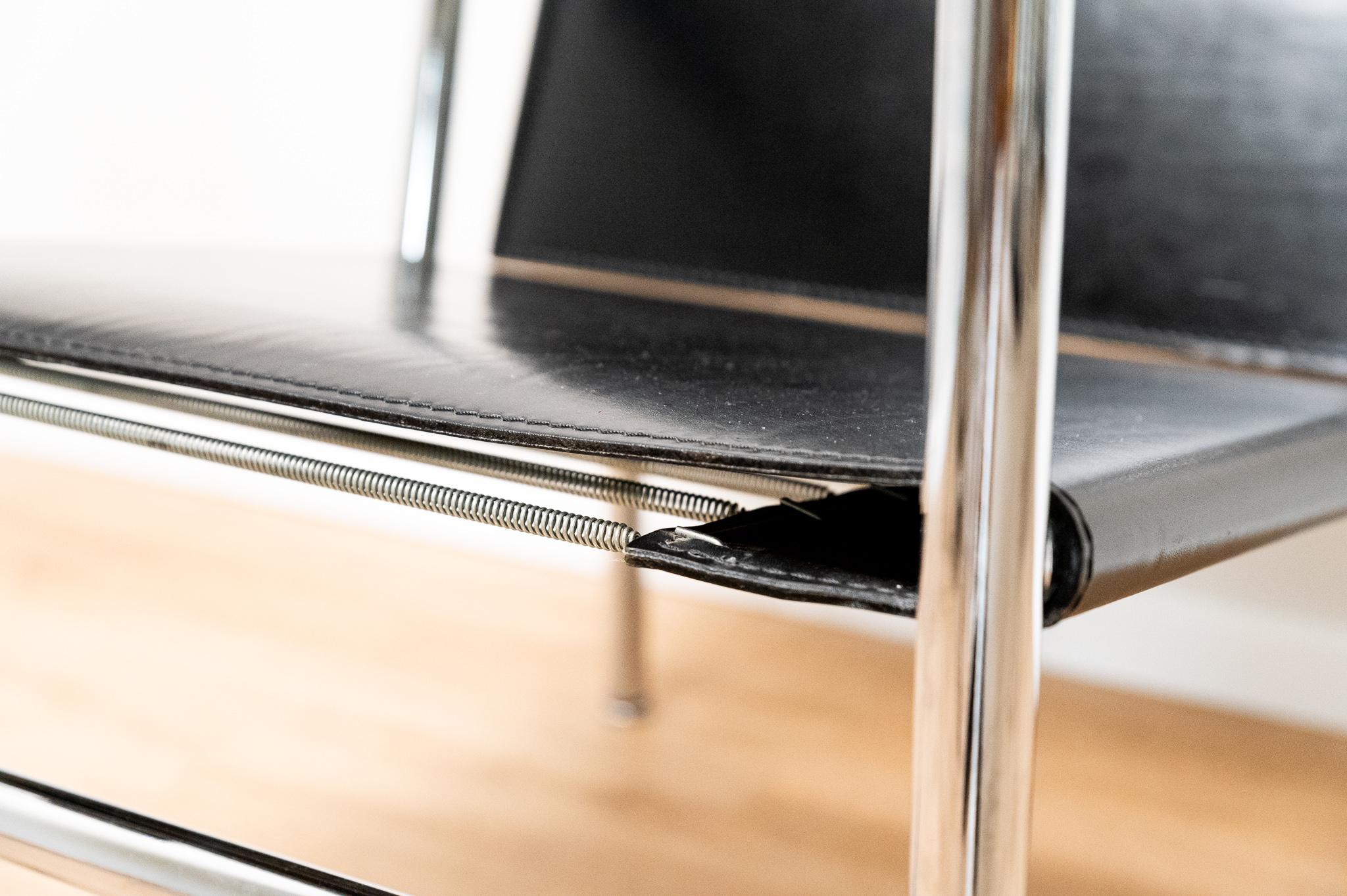 Paire de chaises Le Corbusier, Pierre Jeanneret, Charlotte Perriand, LC1 en vente 13