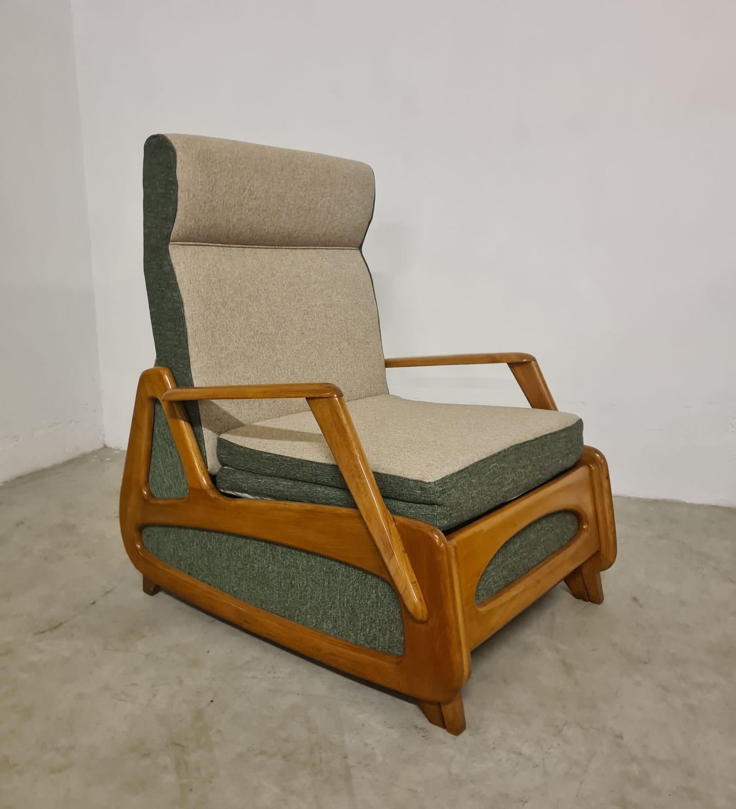 Paire de fauteuils-lits de fabrication française des années 1950 Excellent état - En vente à Torino, IT