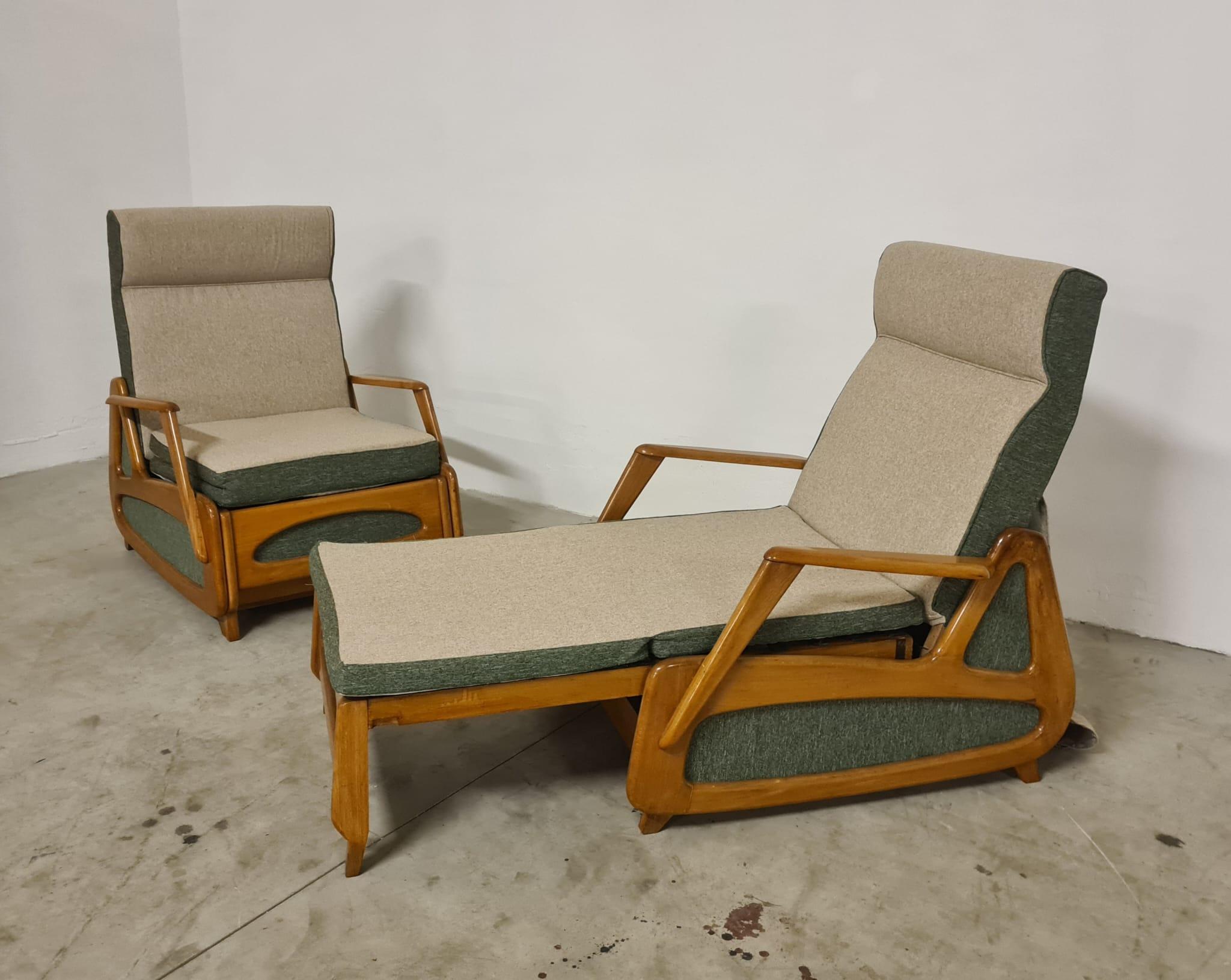 Paire de fauteuils-lits de fabrication française des années 1950 en vente 3