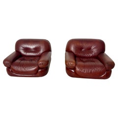 Paire de fauteuils lounge « Sapporo » en cuir, de la marque Mobil Girgi, Italie, années 70