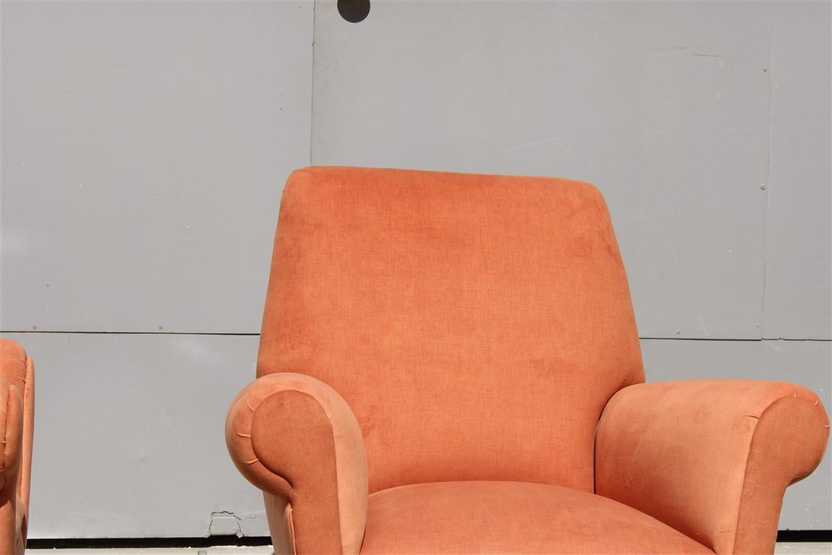 Coppia di poltrone del Medioevo Gigi Radice Minotti in velluto arancione 1950 Italia in vendita 1