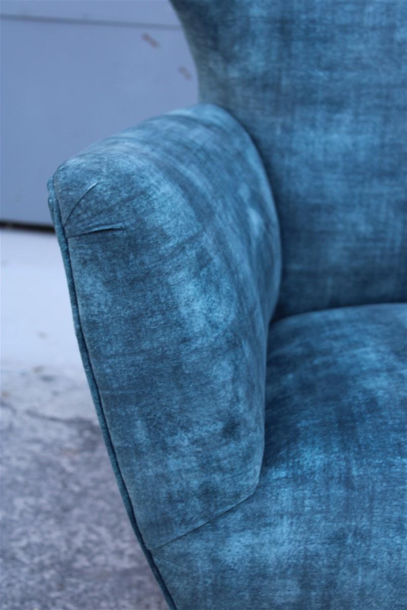 Italian Coppia di armadietti italiani del Medioevo con piedi in ottone e velluto blu in stile Gio Ponti in vendita