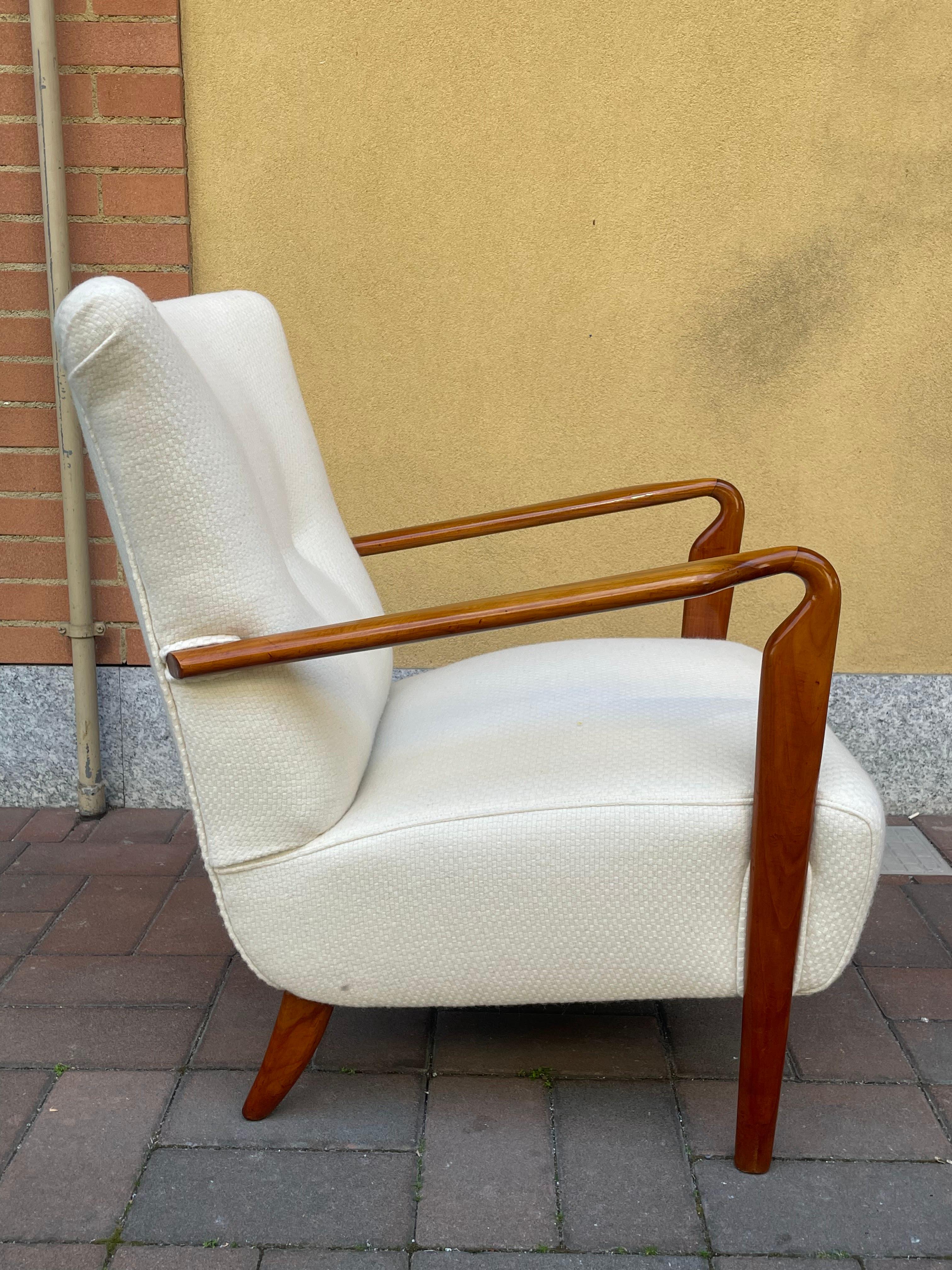 Fabric Pair of armchairs mod. 401, Studio Tecnico Cassina, Italy