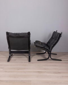 Pair of vintage 1970s leather armchairs "Siesta" design I. Relling for Westnofa