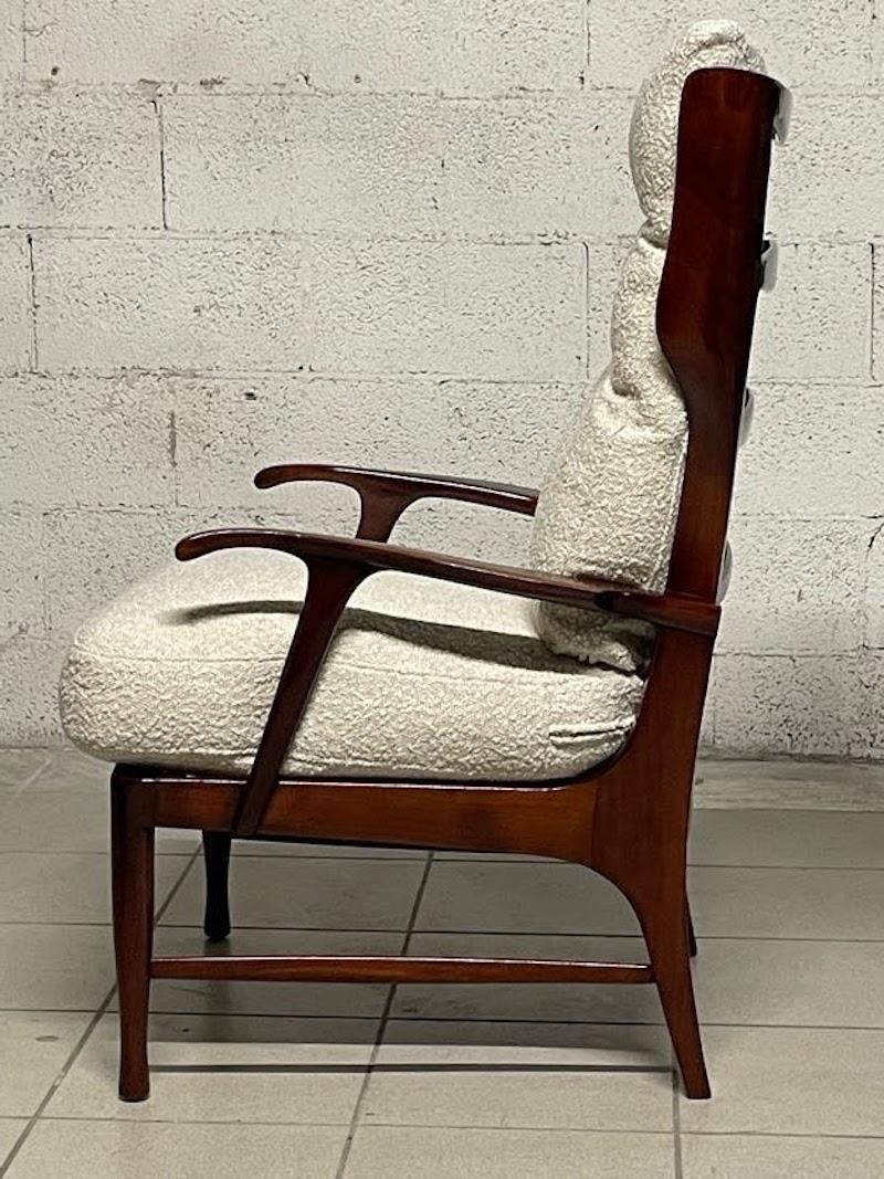Pareja de sillones reclinables de los años 50 en madera y tela en venta 6