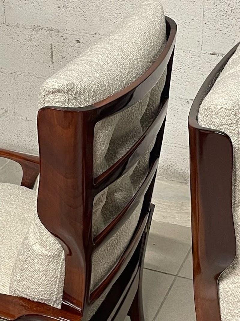 Pareja de sillones reclinables de los años 50 en madera y tela en venta 8