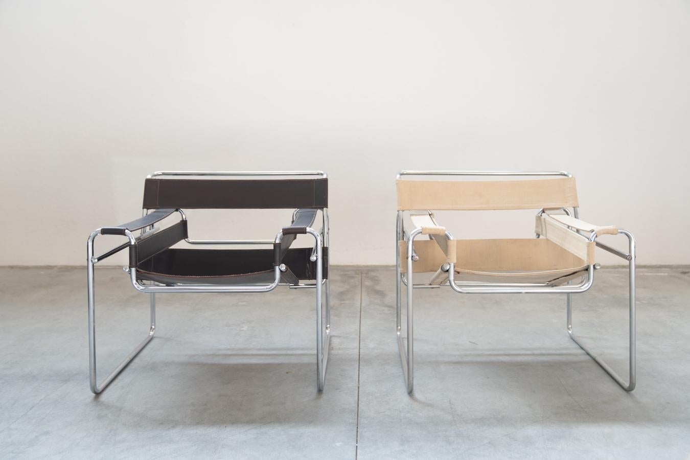 Late 20th Century Paire de fauteuils, réplique de WASSILY, 1970	 en vente