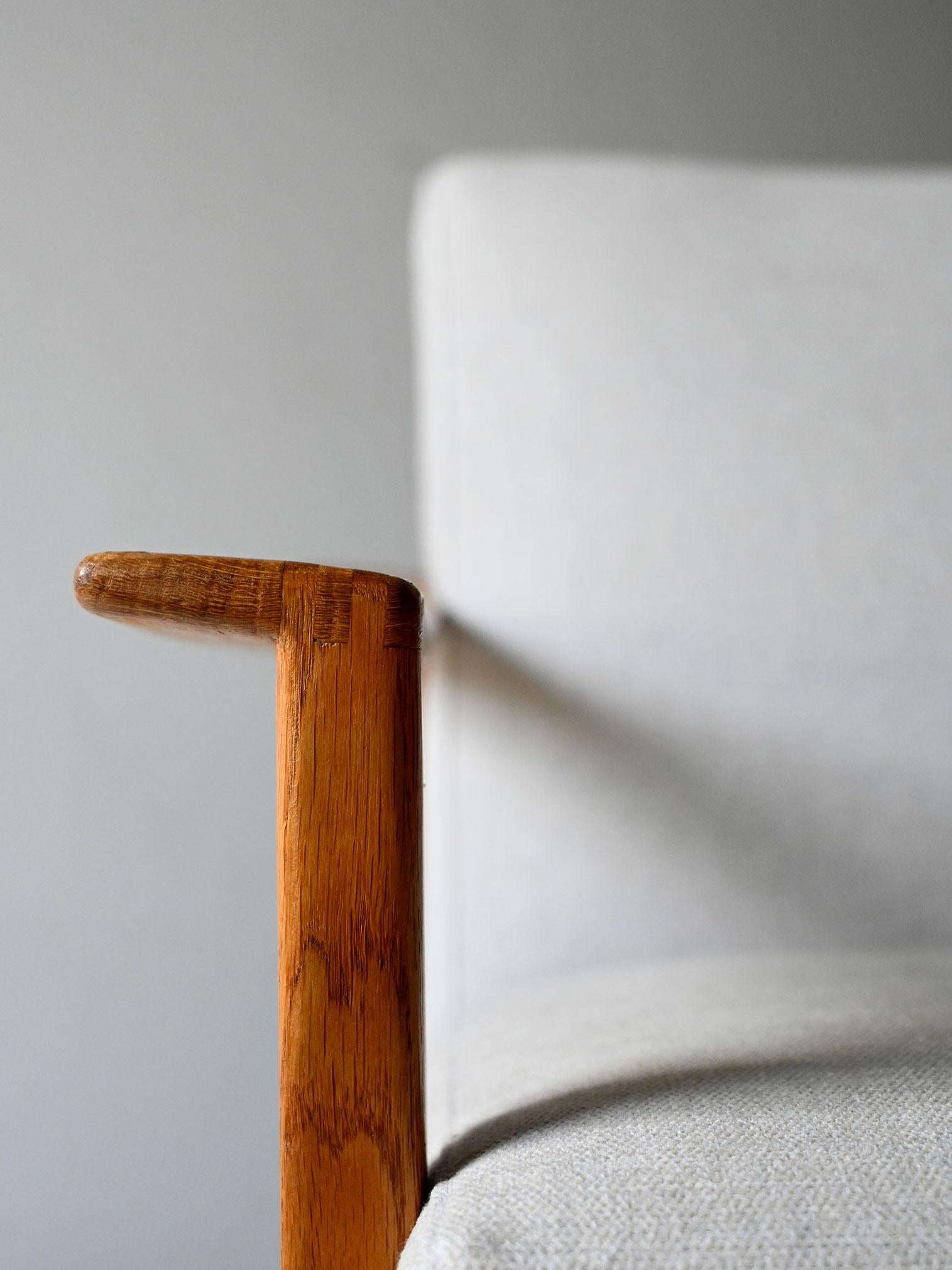 Pareja de sillones escandinavos de Ferd. Lundquist Gotemburgo Tela en venta