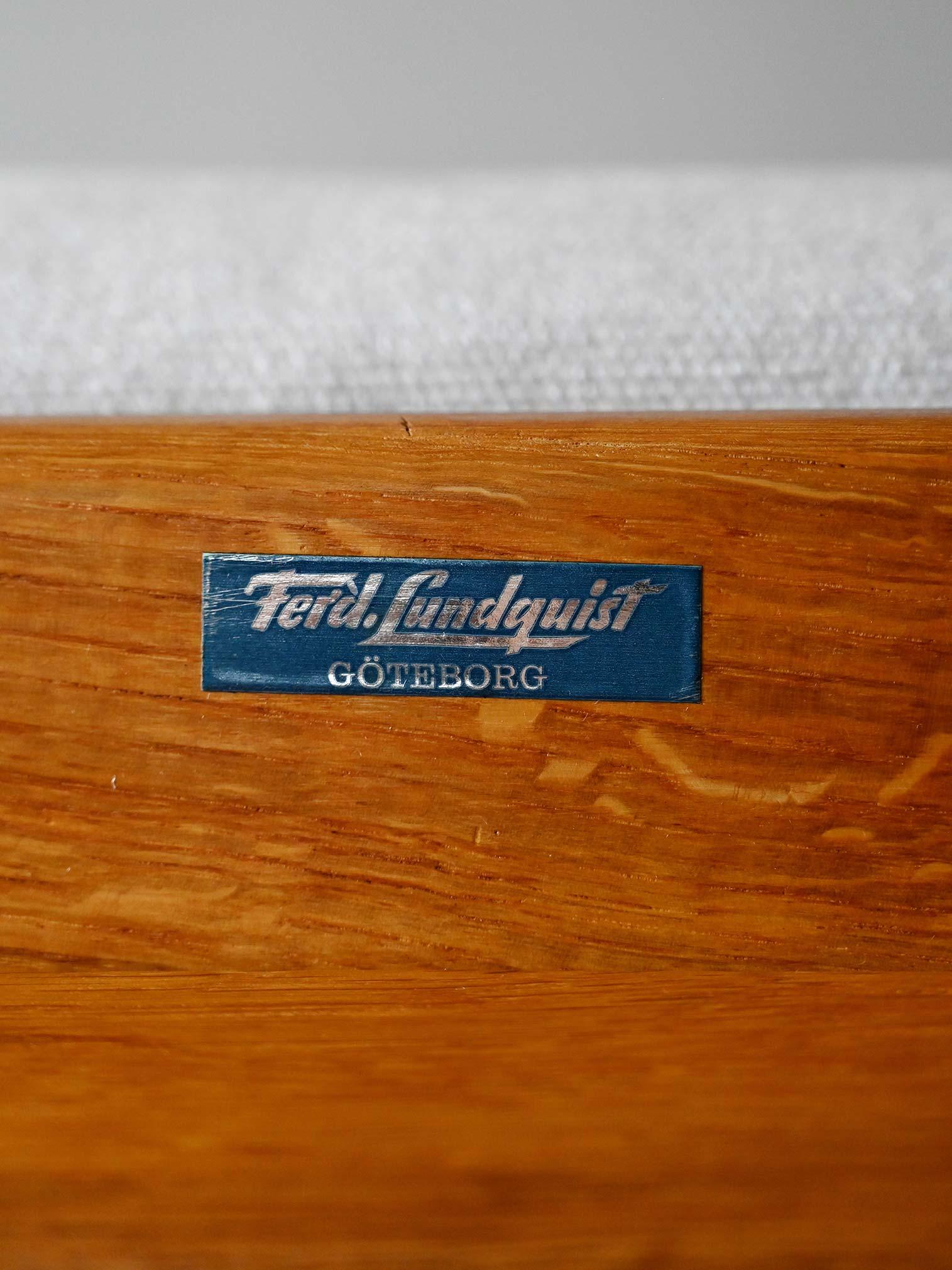 Pareja de sillones escandinavos de Ferd. Lundquist Gotemburgo en venta 1