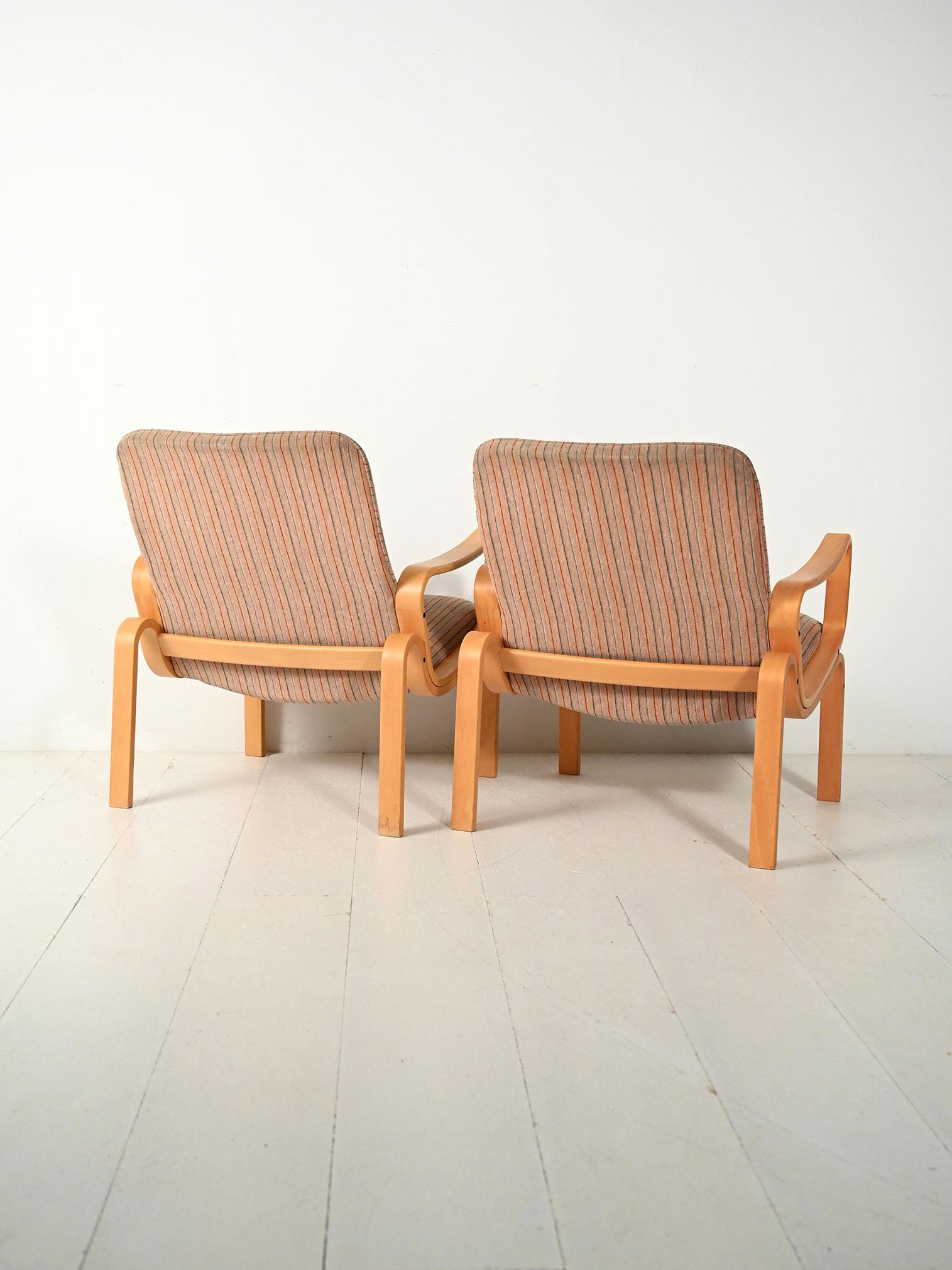 Coppia di poltrone svedesi di Ire Möbler in faggio en Bueno estado para la venta en Brescia, IT