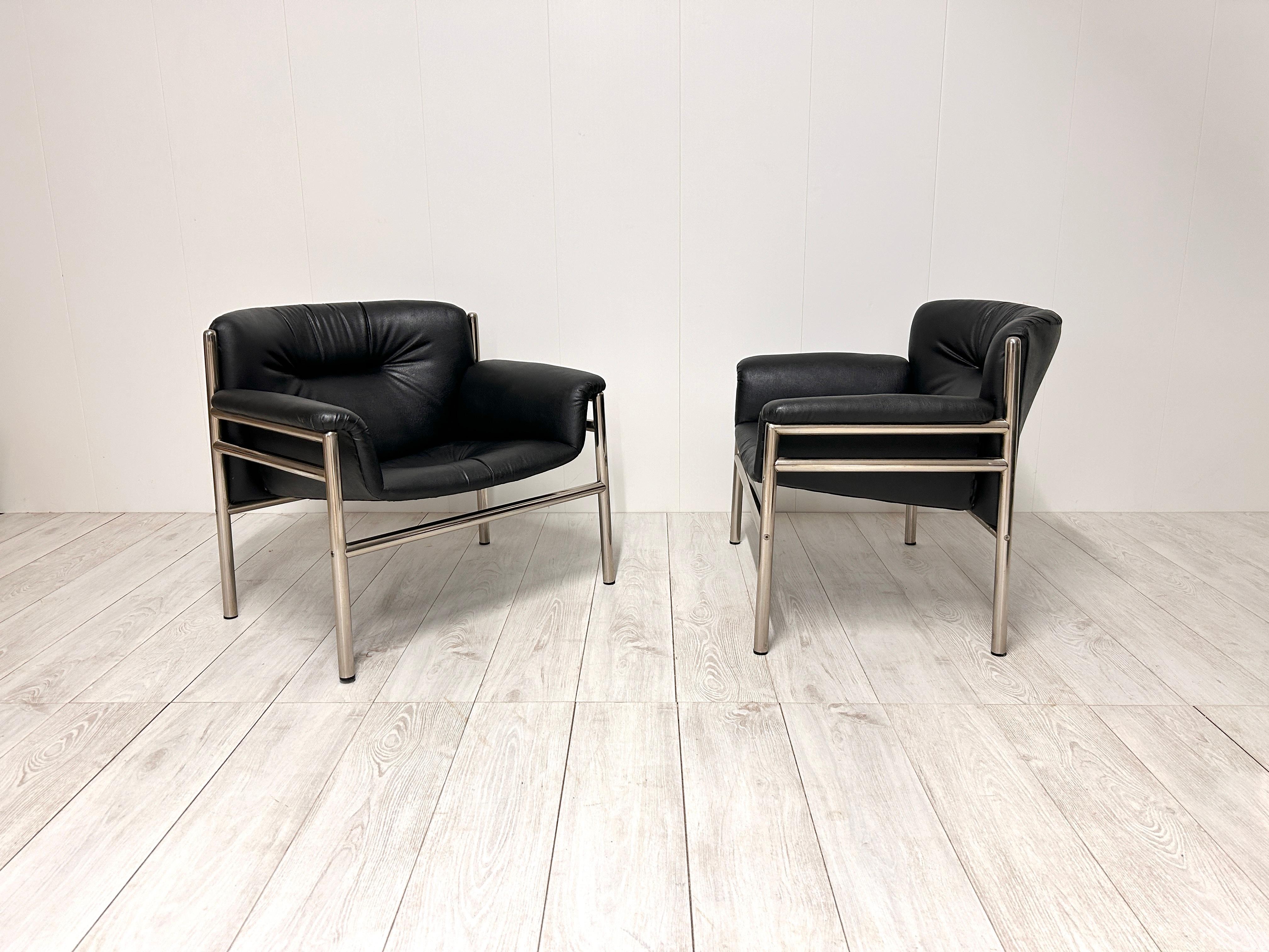 Pair of Tito Agnoli armchairs for Cinova 1970s For Sale 3