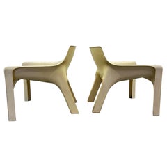 Par de Vico MAGISTRETTI Artemide 1970's Vicario Sillones
