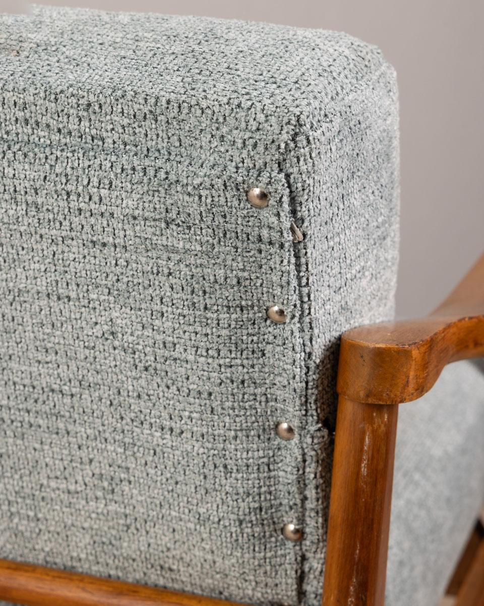 Coppia di poltrone vintage anni 60 in tessuto grigio design Italiano in vendita 6