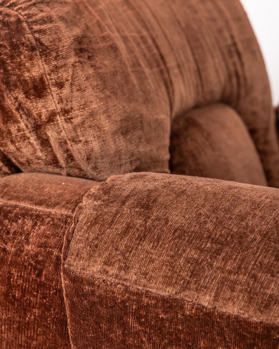 Pair of vintage 1960s brown velvet armchairs Italian design For Sale 2