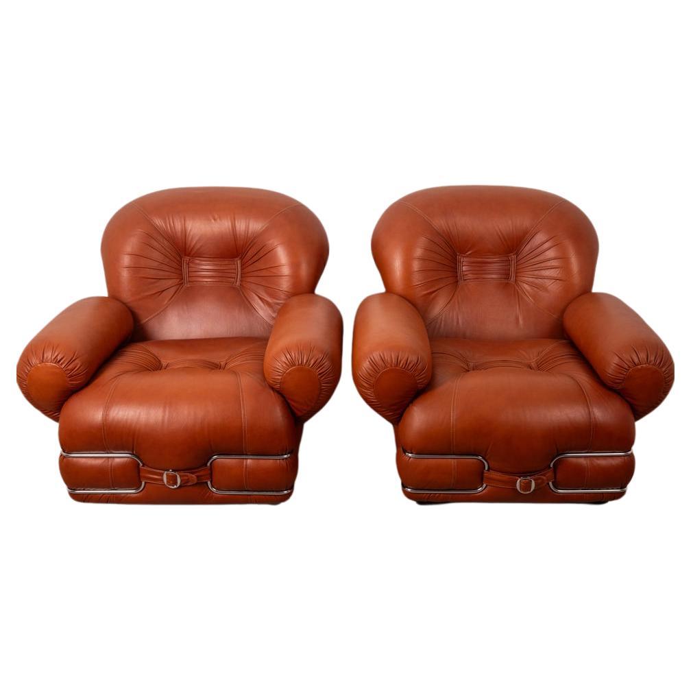 Paire de fauteuils vintage en cuir et acier des années 70 design italien en vente