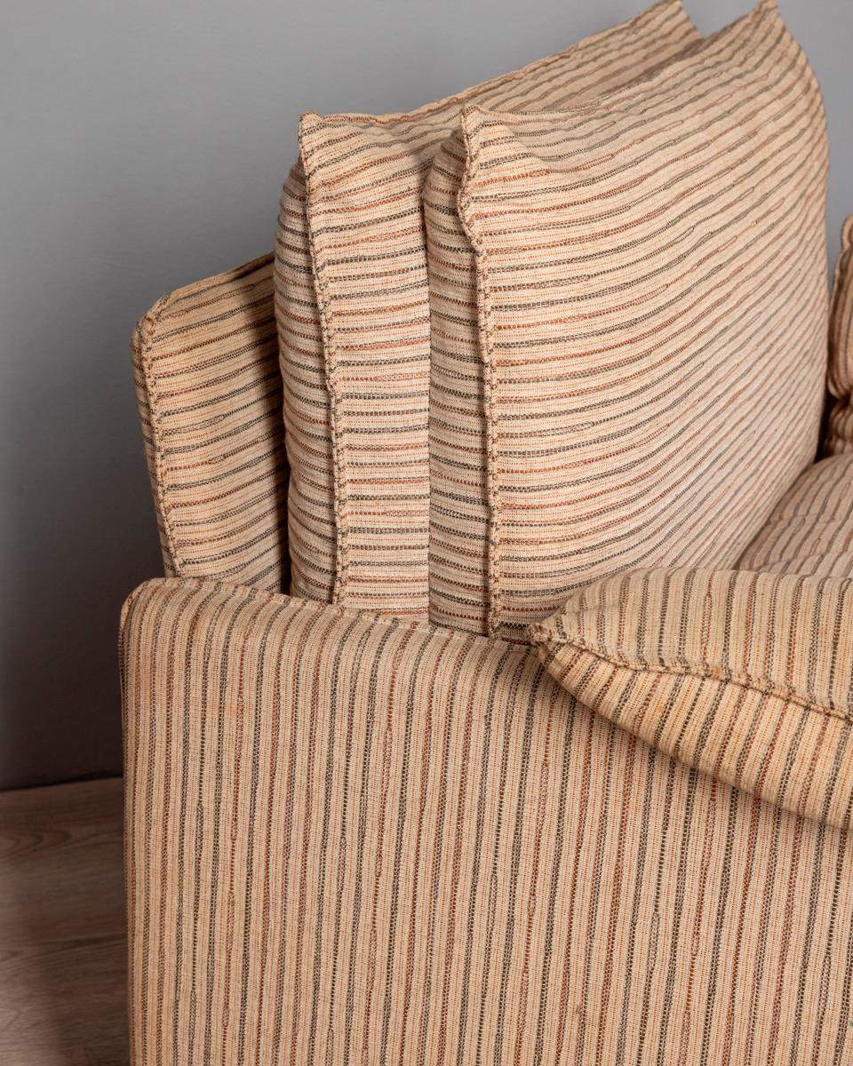 Coppia di poltrone vintage anni 80 in tessuto design Italiano en vente 1