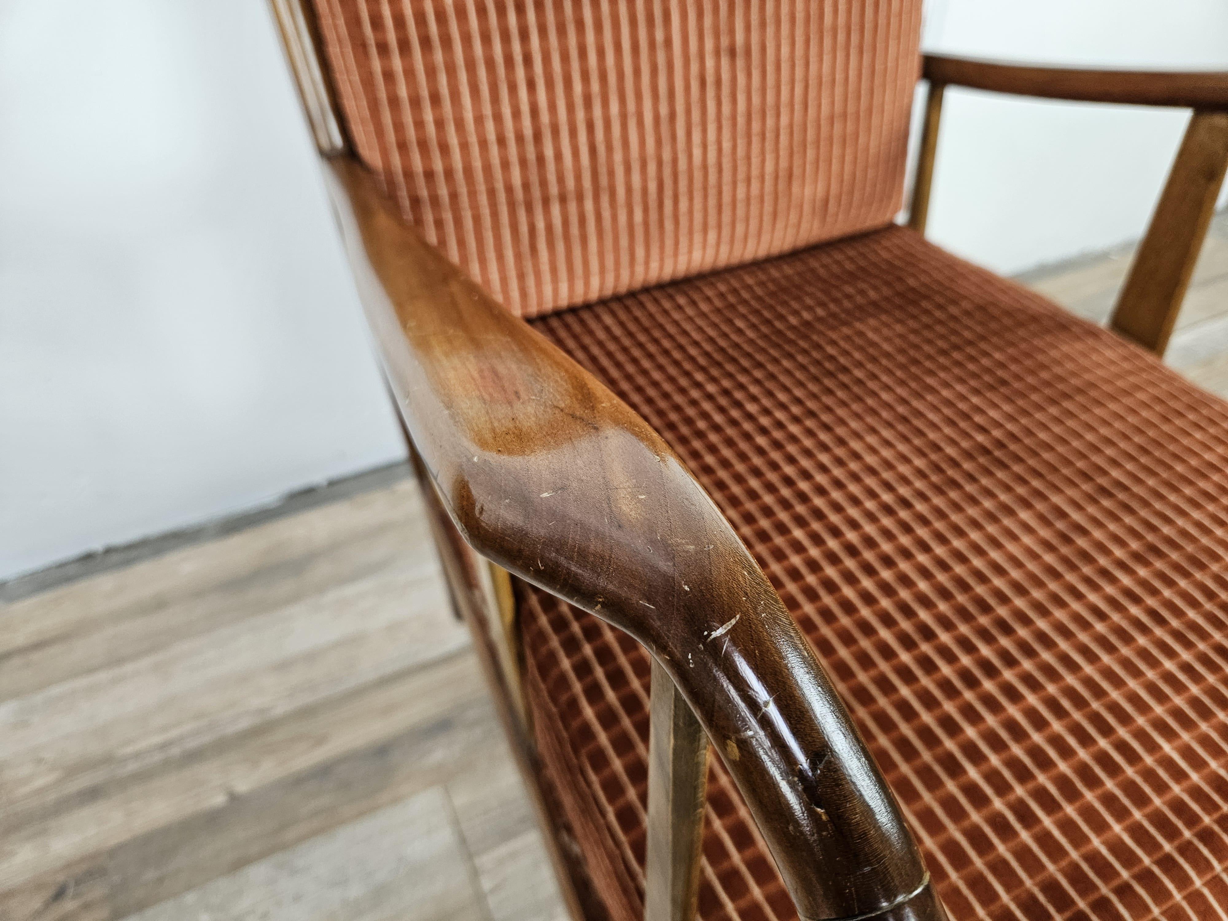 Coppia di poltrone vintage italiane in legno e imbottitura 1950 in vendita 8
