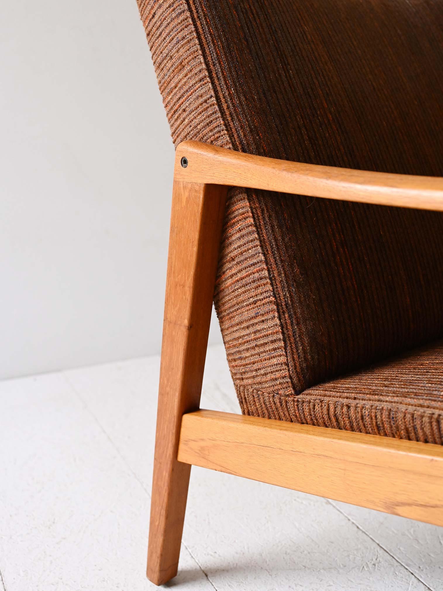 Coppia di poltrone vintage scandinave originali in teak in vendita 2