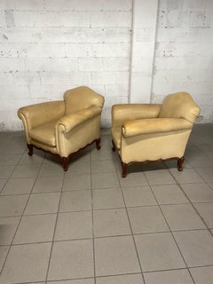 Pair of 1940s Victorian armchairs in genuine leather