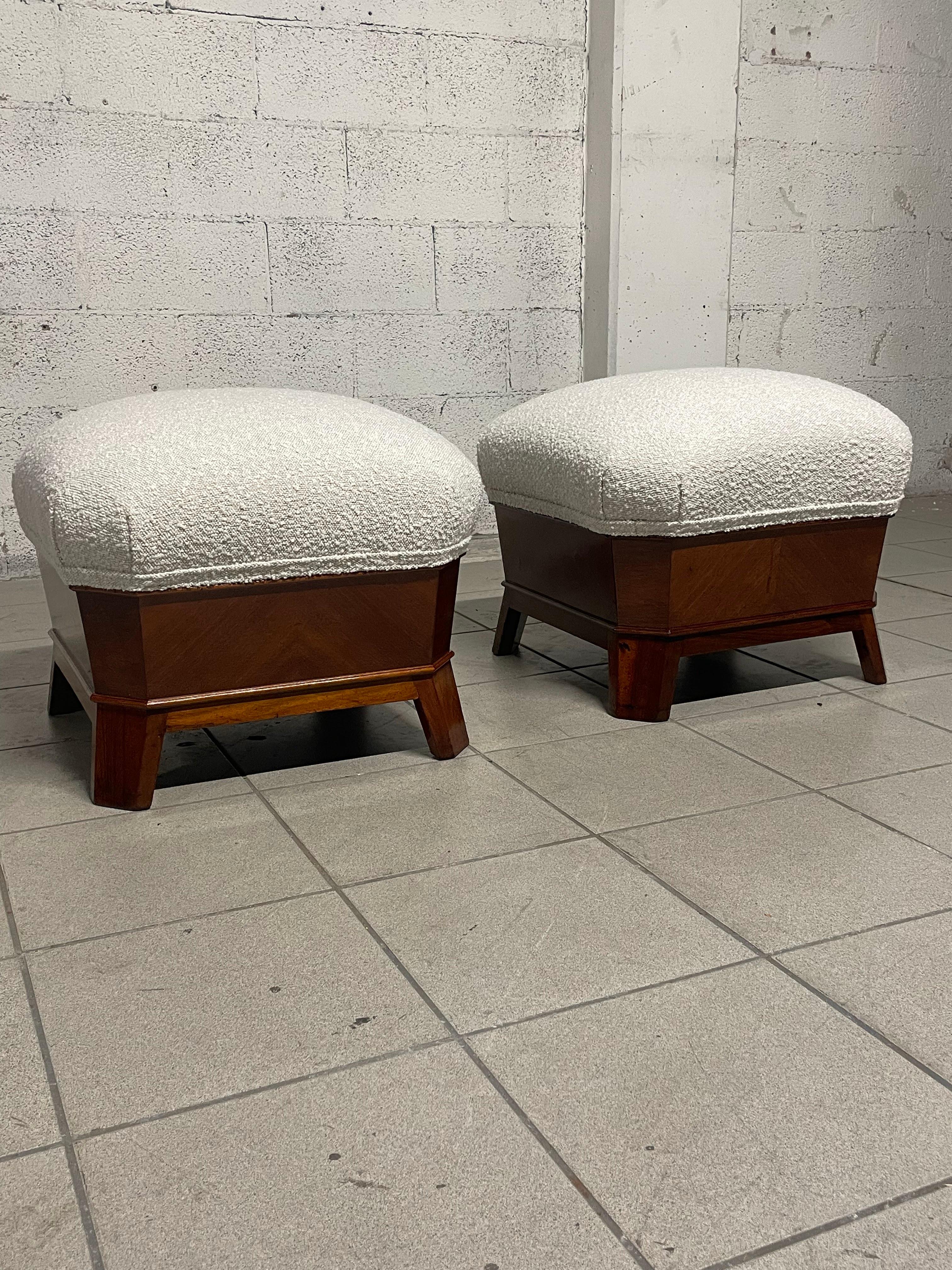 Italian Pair of 1930s mahogany poufs For Sale
