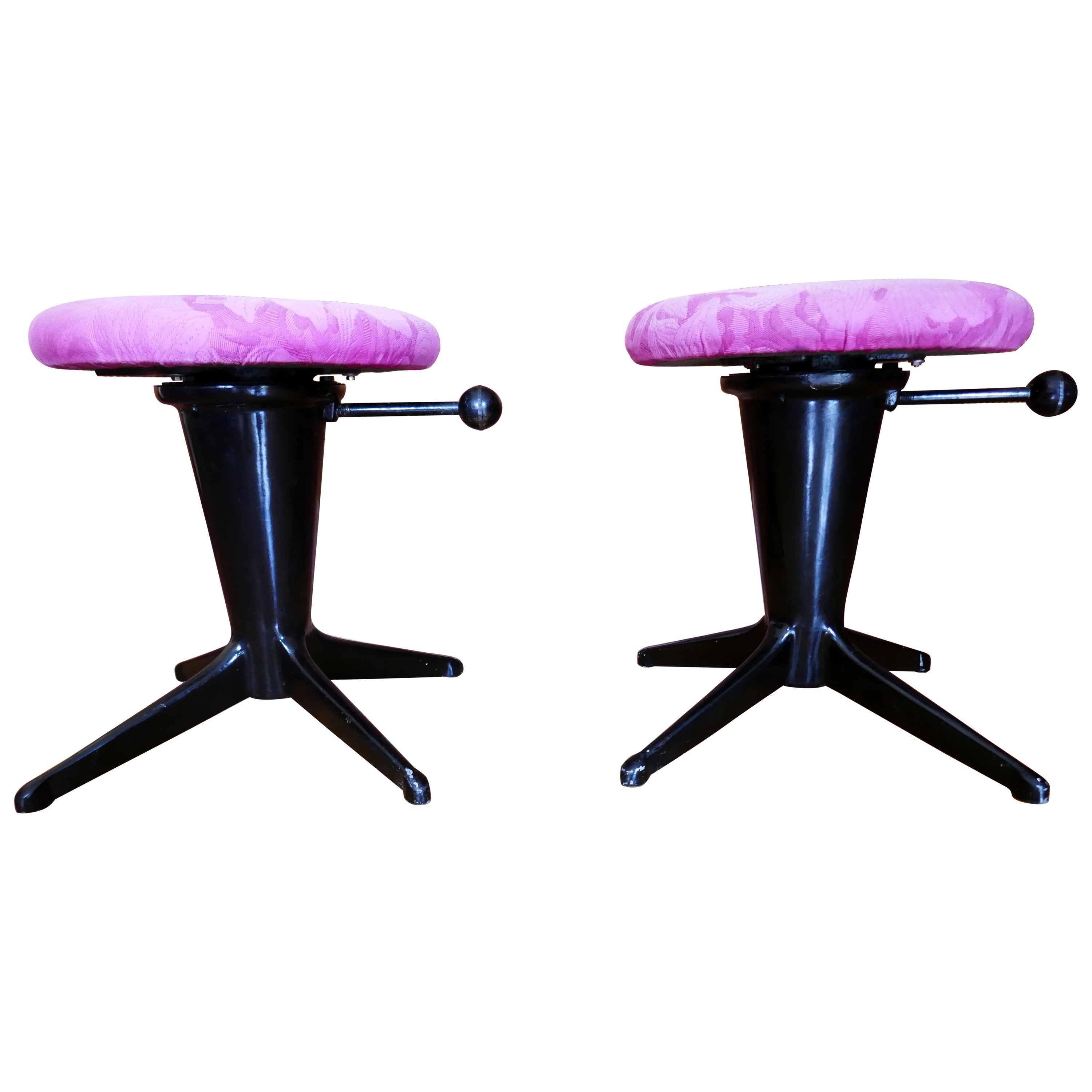 Paar Hocker im Stil von Giò Ponti Ico Parisi (Moderne) im Angebot