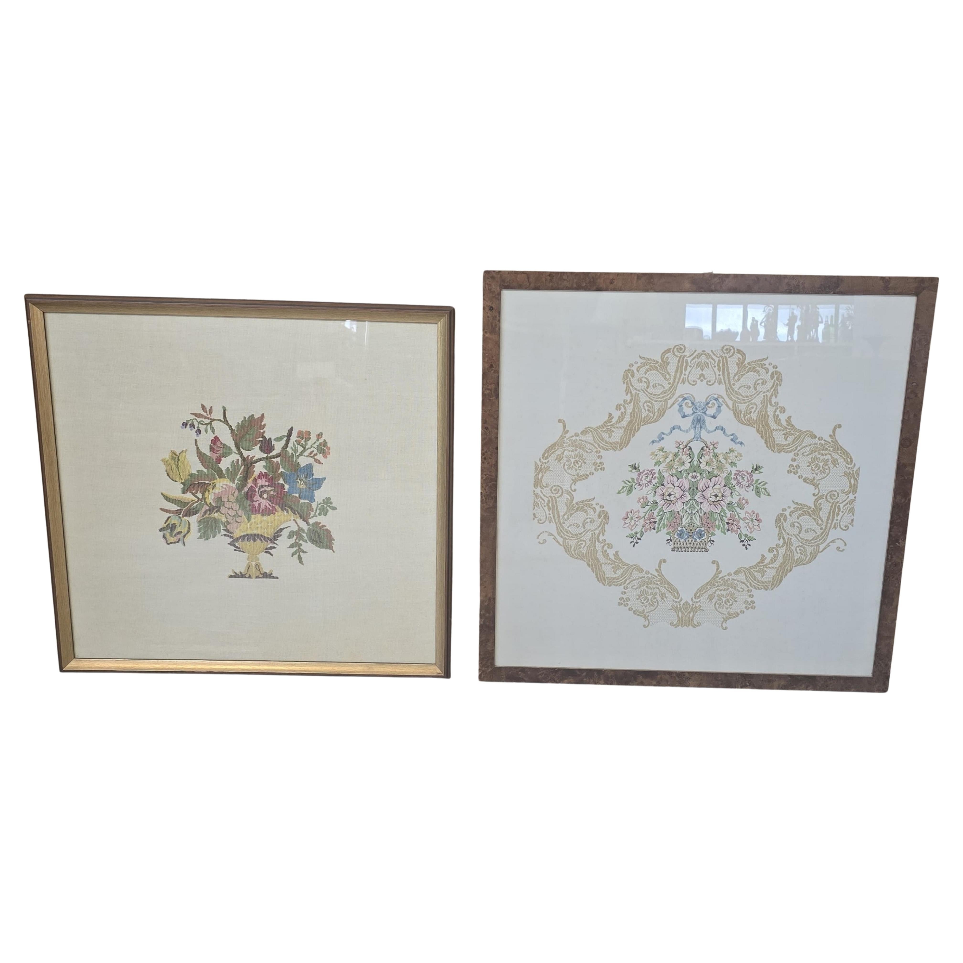 Paire de tableaux classiques et Shabby Chic en broderie artisanale en vente
