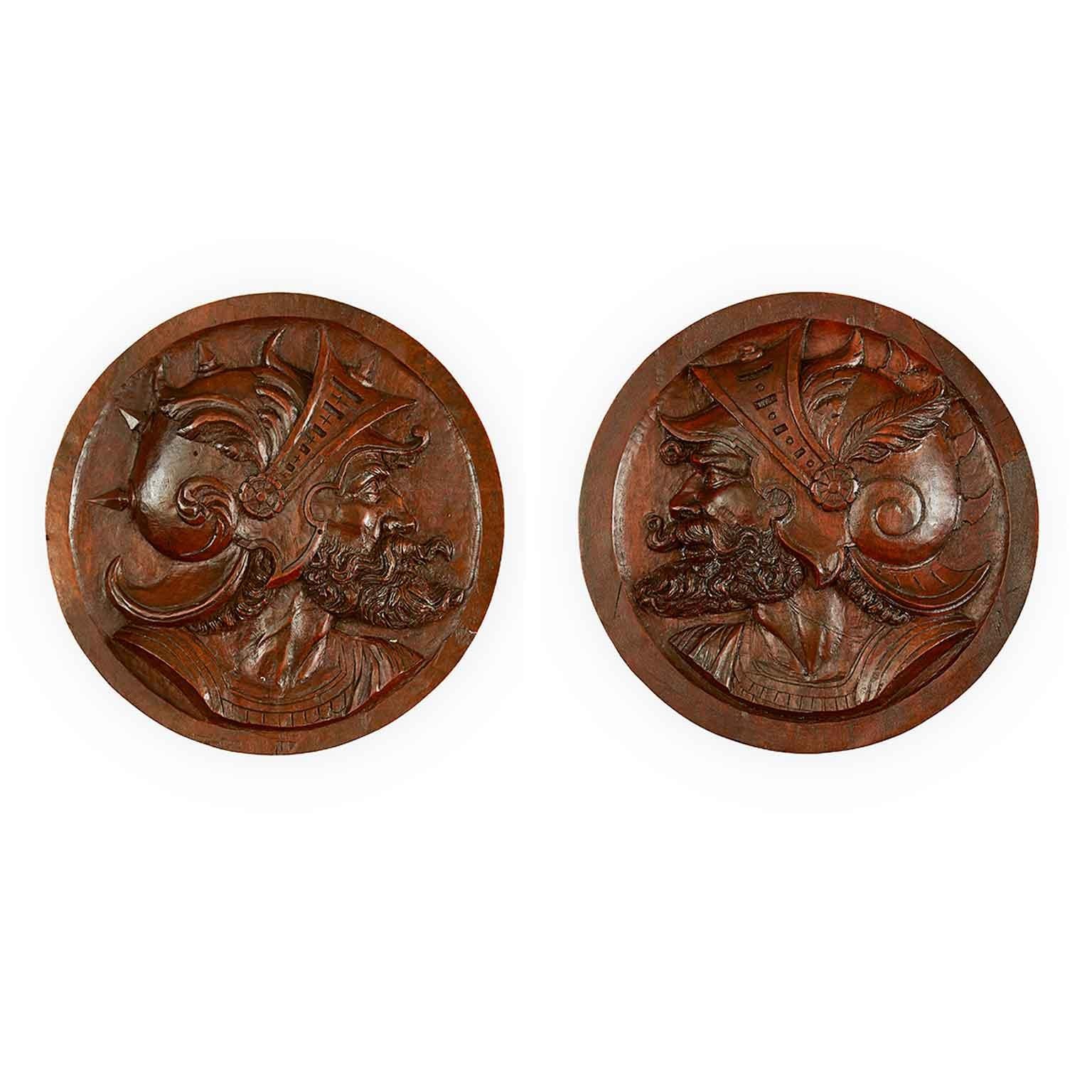 Hand-Carved Pair of 19th century French Reliefs Carved Knight Profiles Circular Panels For Sale