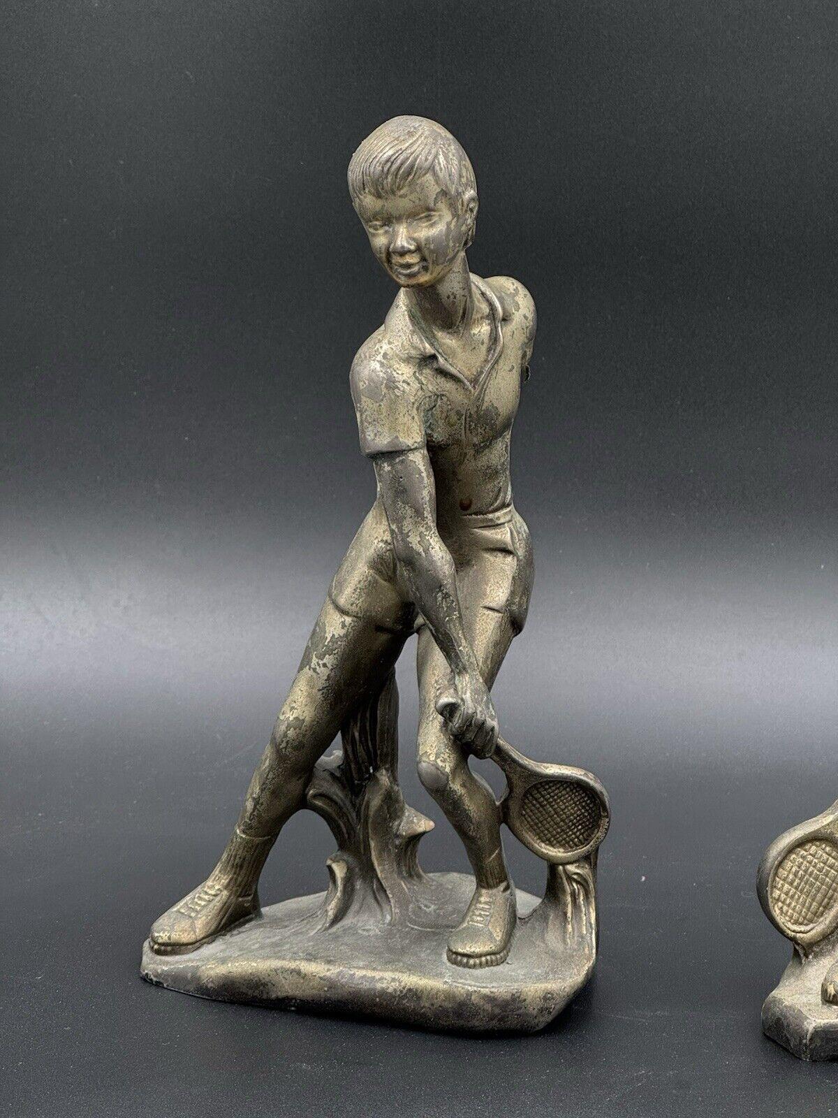 Art Déco Coppia Di Sculture Art Decò Giovani Ragazzi Tennisti Tennis Anni ‘50 in vendita