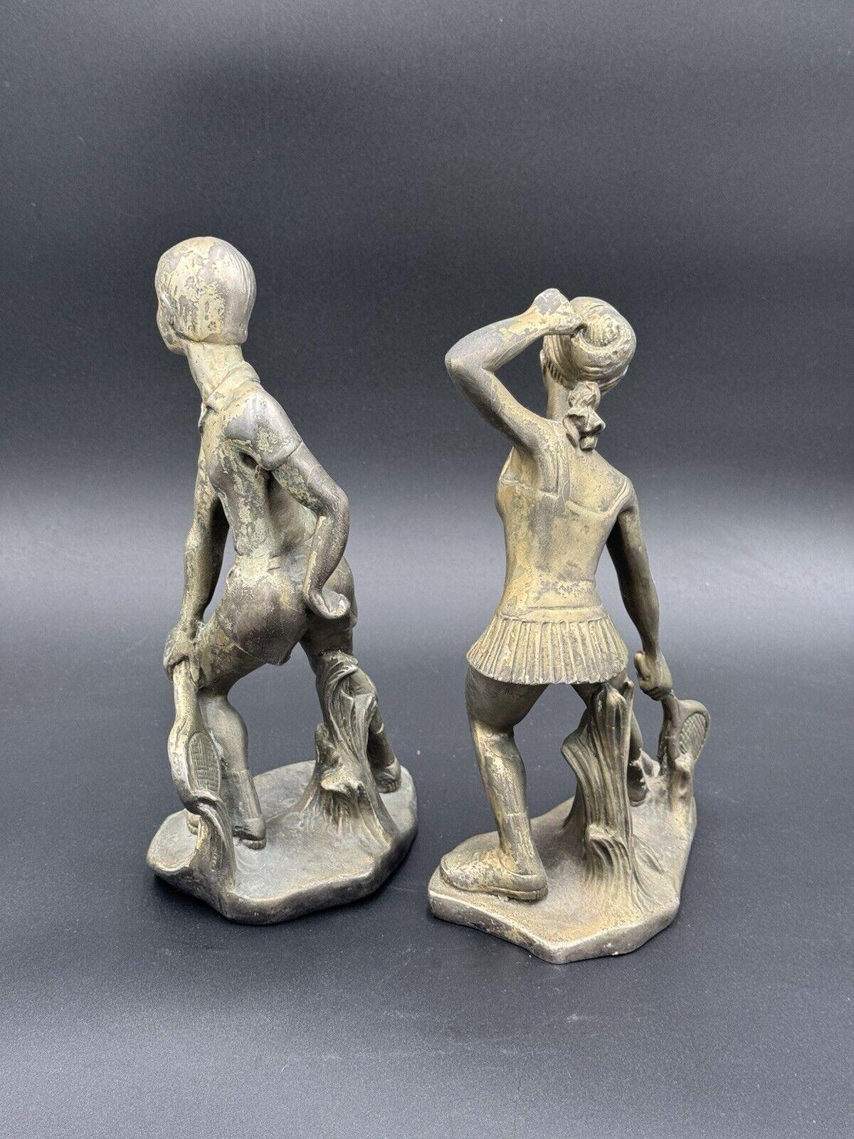 Bronzo Coppia Di Sculture Art Decò Giovani Ragazzi Tennisti Tennis Anni ‘50 in vendita