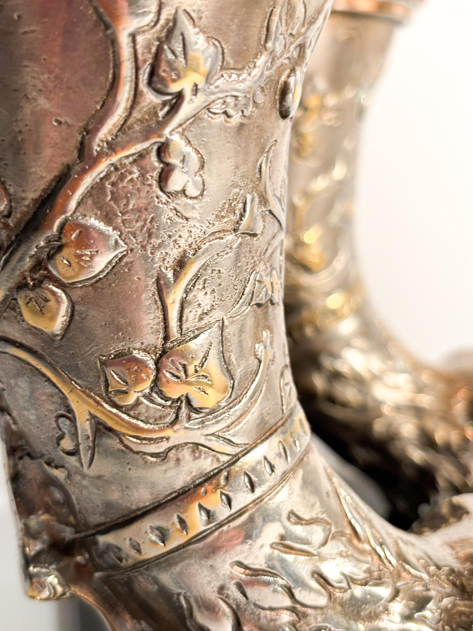 Coppia di Sculture Fermalibri in Bronzo con Corno e Ariete XX Secolo For Sale 3
