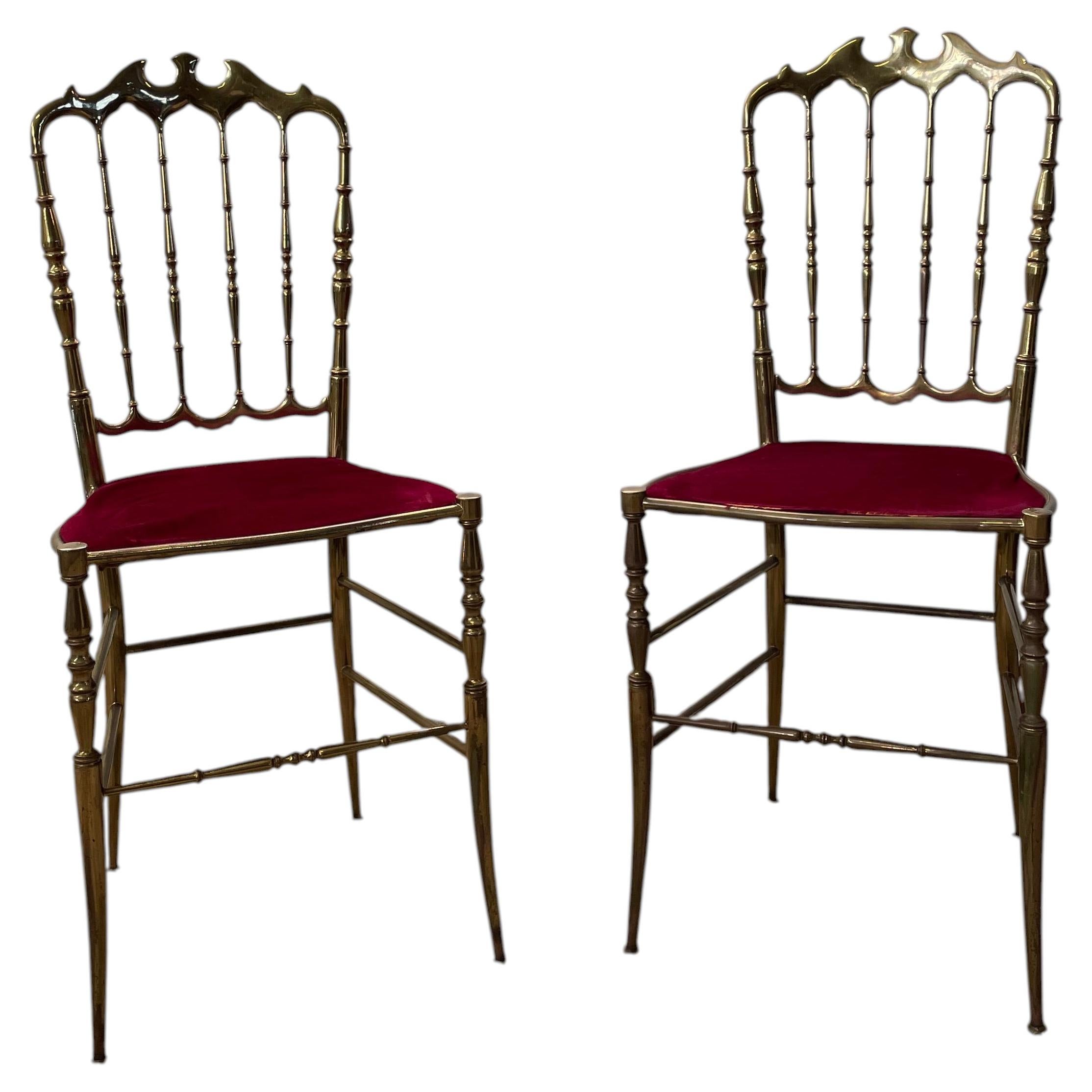 Pair of Chiavarine chairs in brass attributed to Giuseppe Gaetano Descalzi For Sale