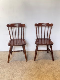 Pareja de sillas rústicas de madera estilo "Old America", años 70
