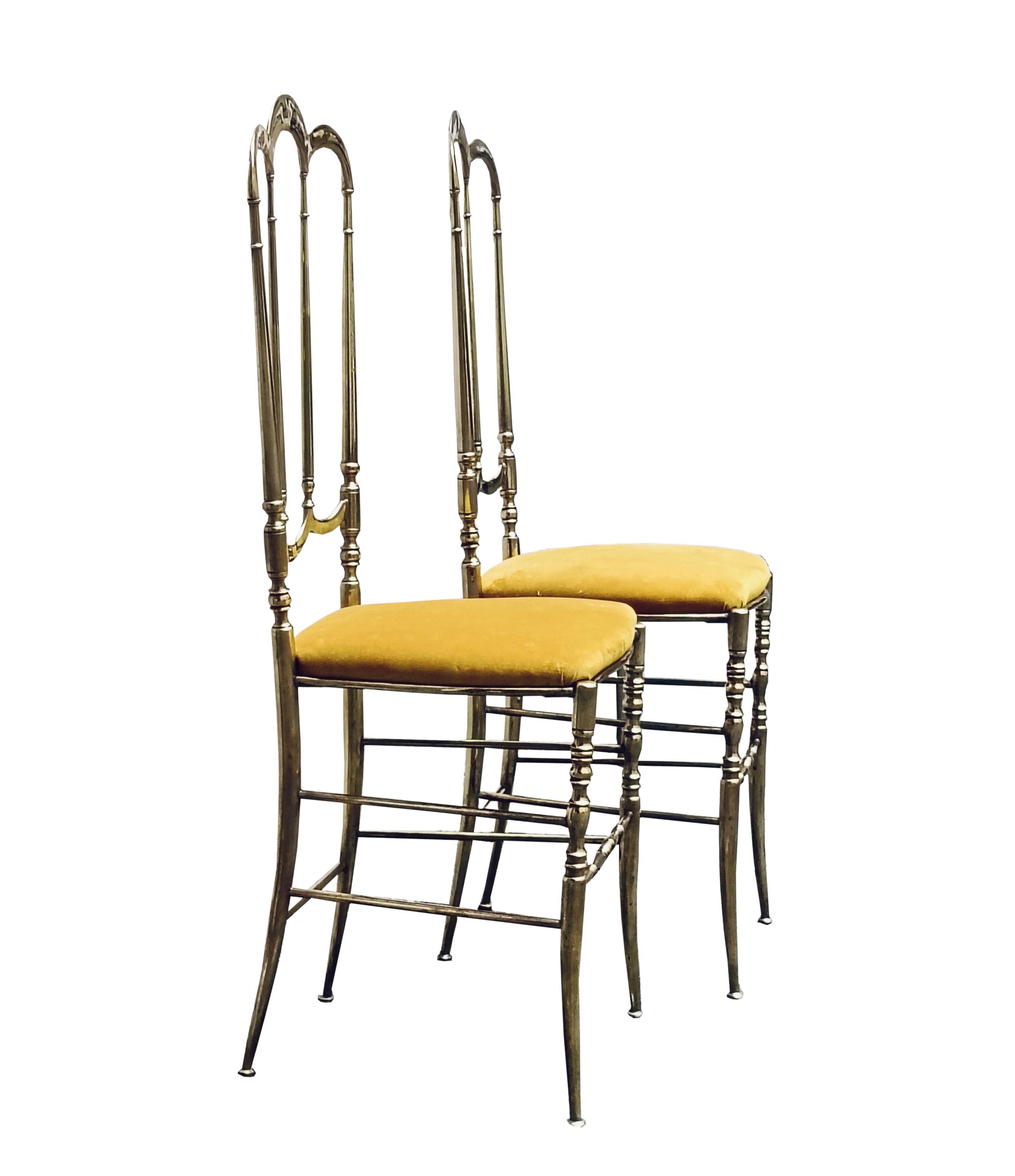 Paar Chiavarina-Stühle aus Messing '3 Bögen', Italien 1950er Jahre (Italian) im Angebot