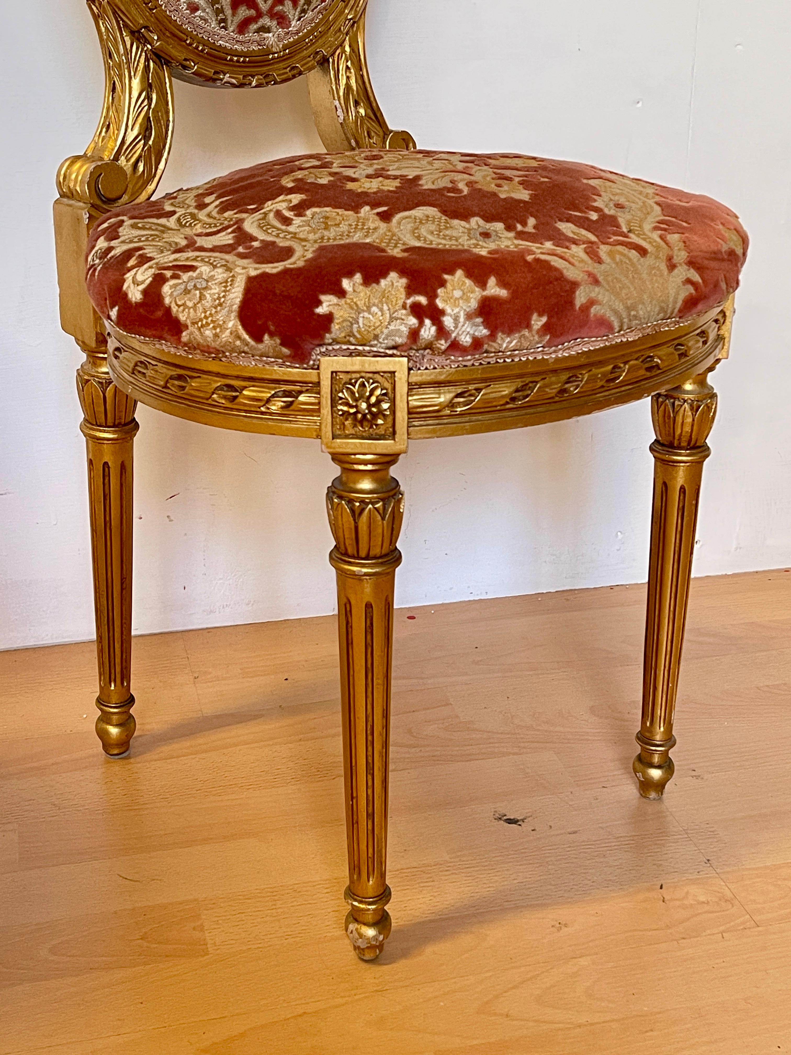 Other Pair of Chairs in Louis XVI Style - Gilded Carvings and Baroque Upholstery For Sale