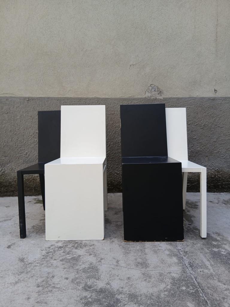 Pareja de sillas lacadas con segundo asiento oculto - Italia - Años 90 en venta 3