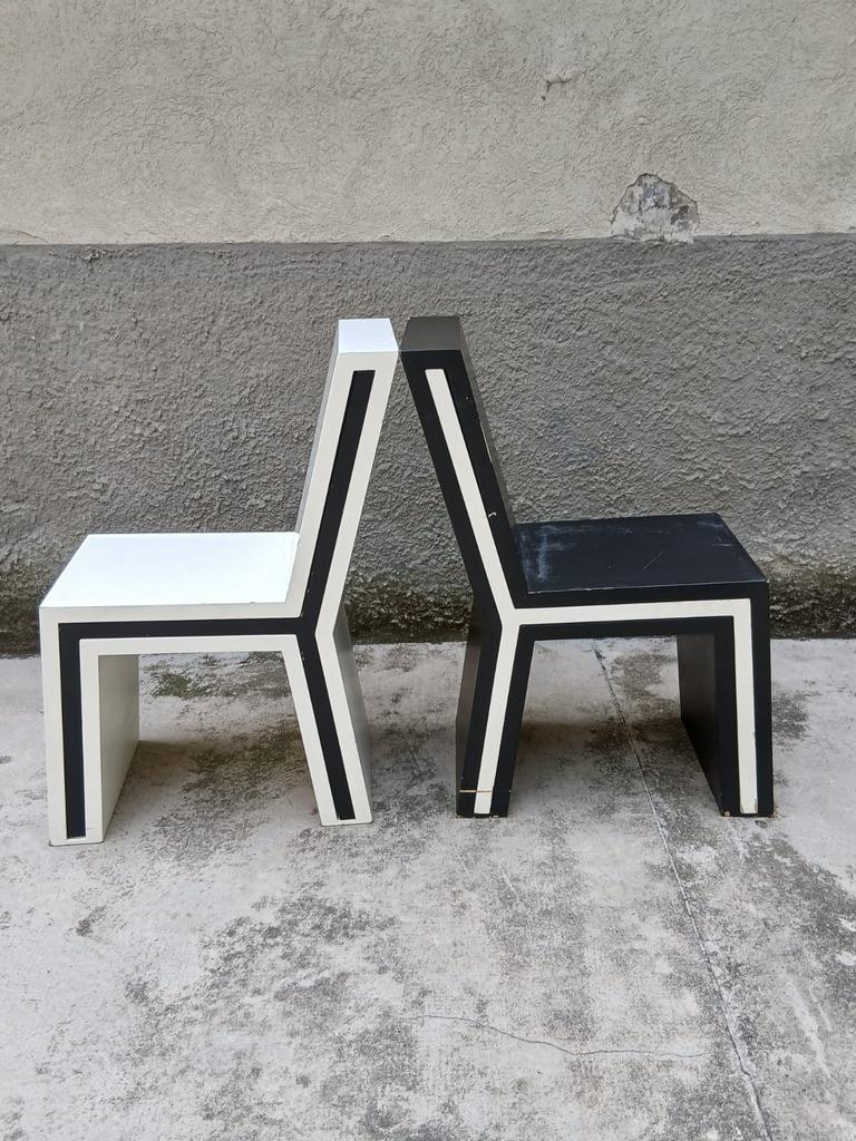 Pareja de sillas lacadas con segundo asiento oculto - Italia - Años 90 en venta 8
