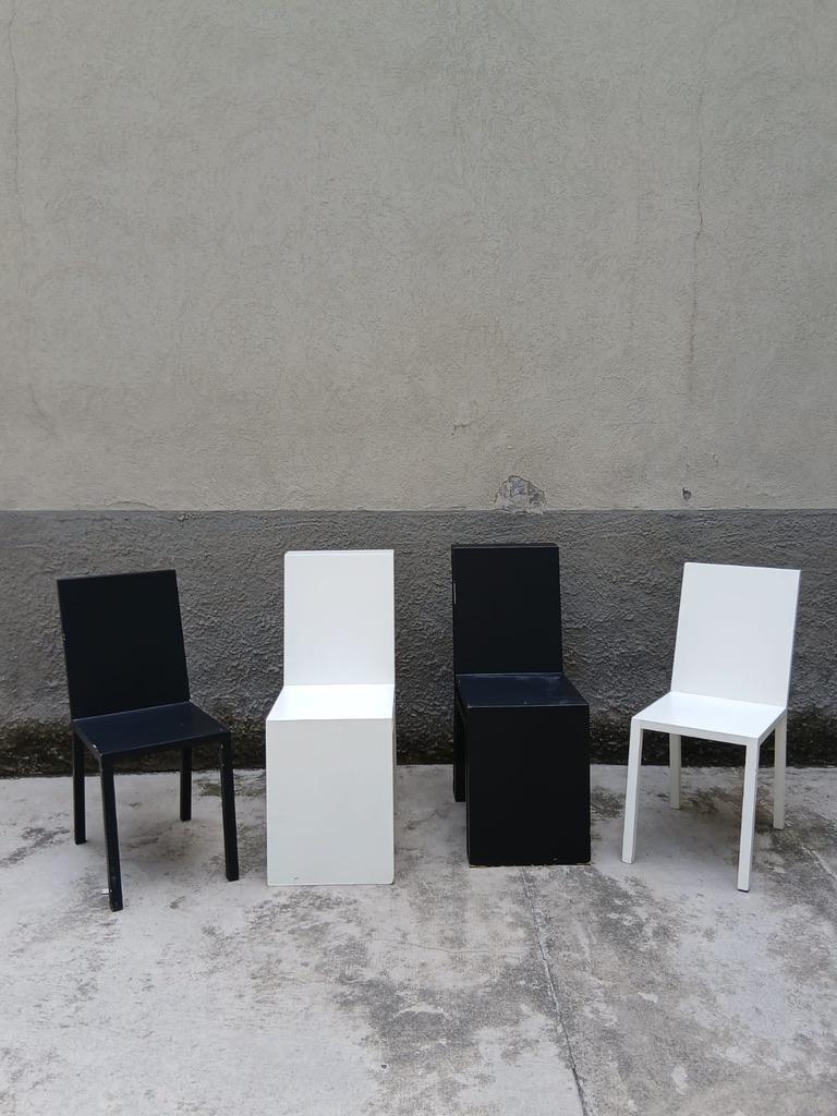 Pareja de sillas lacadas con segundo asiento oculto - Italia - Años 90 Madera en venta