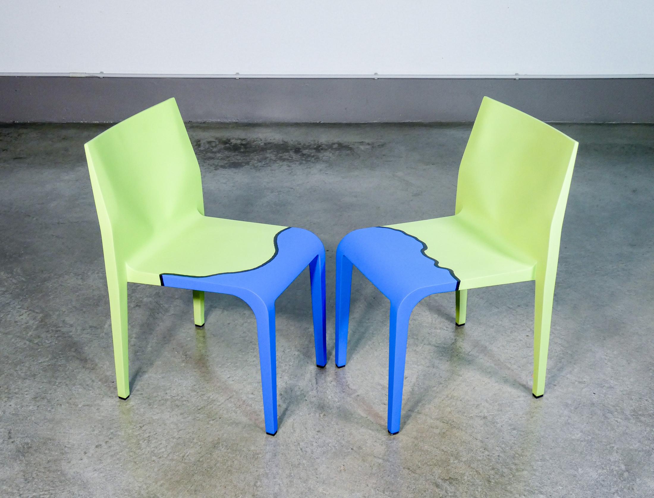 Italian Paire de chaises Laleggera, faisant partie de l'œuvre 'Mezzoterra Mezzomare' de PISTOLETTO en vente