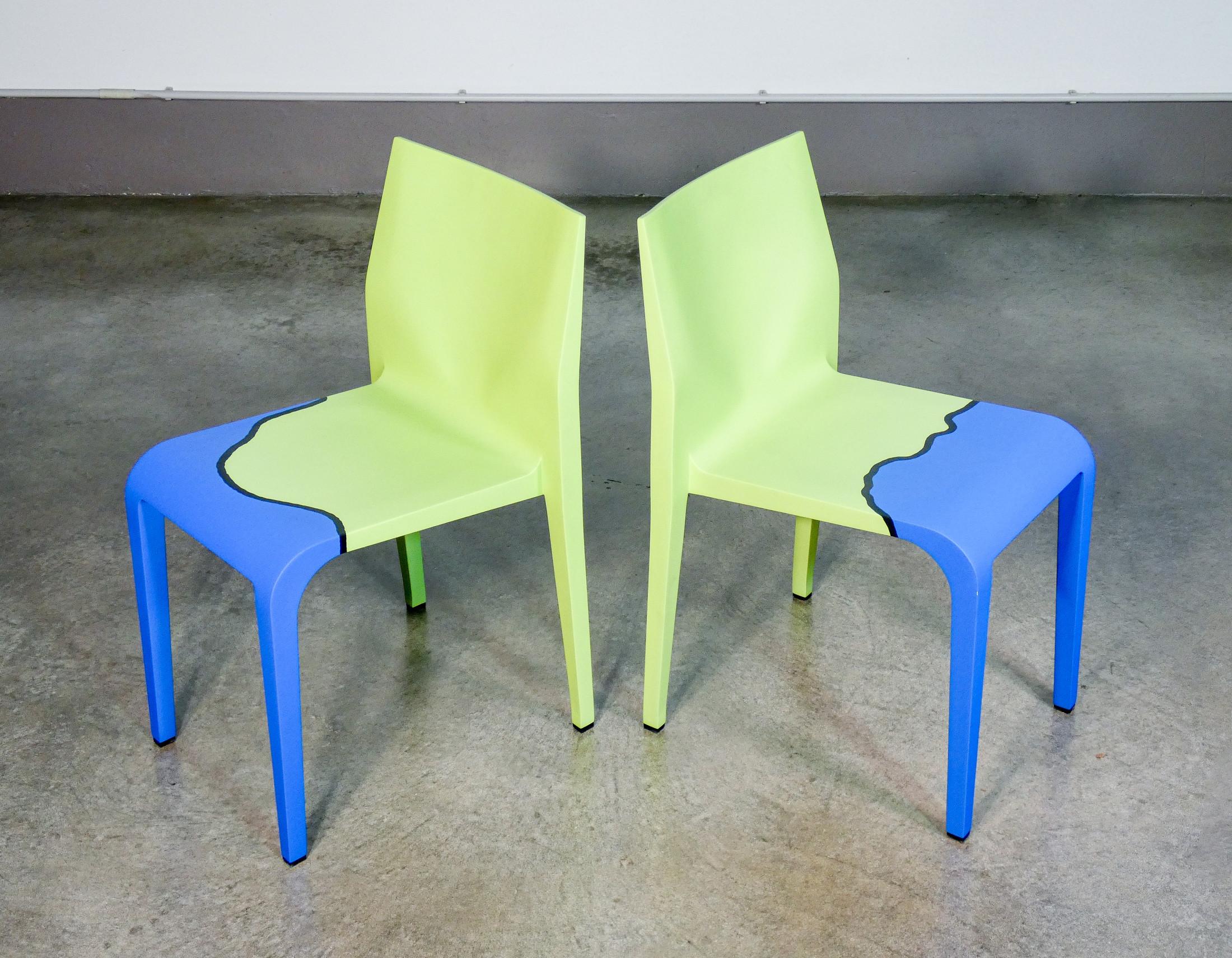 Contemporain Paire de chaises Laleggera, faisant partie de l'œuvre 'Mezzoterra Mezzomare' de PISTOLETTO en vente