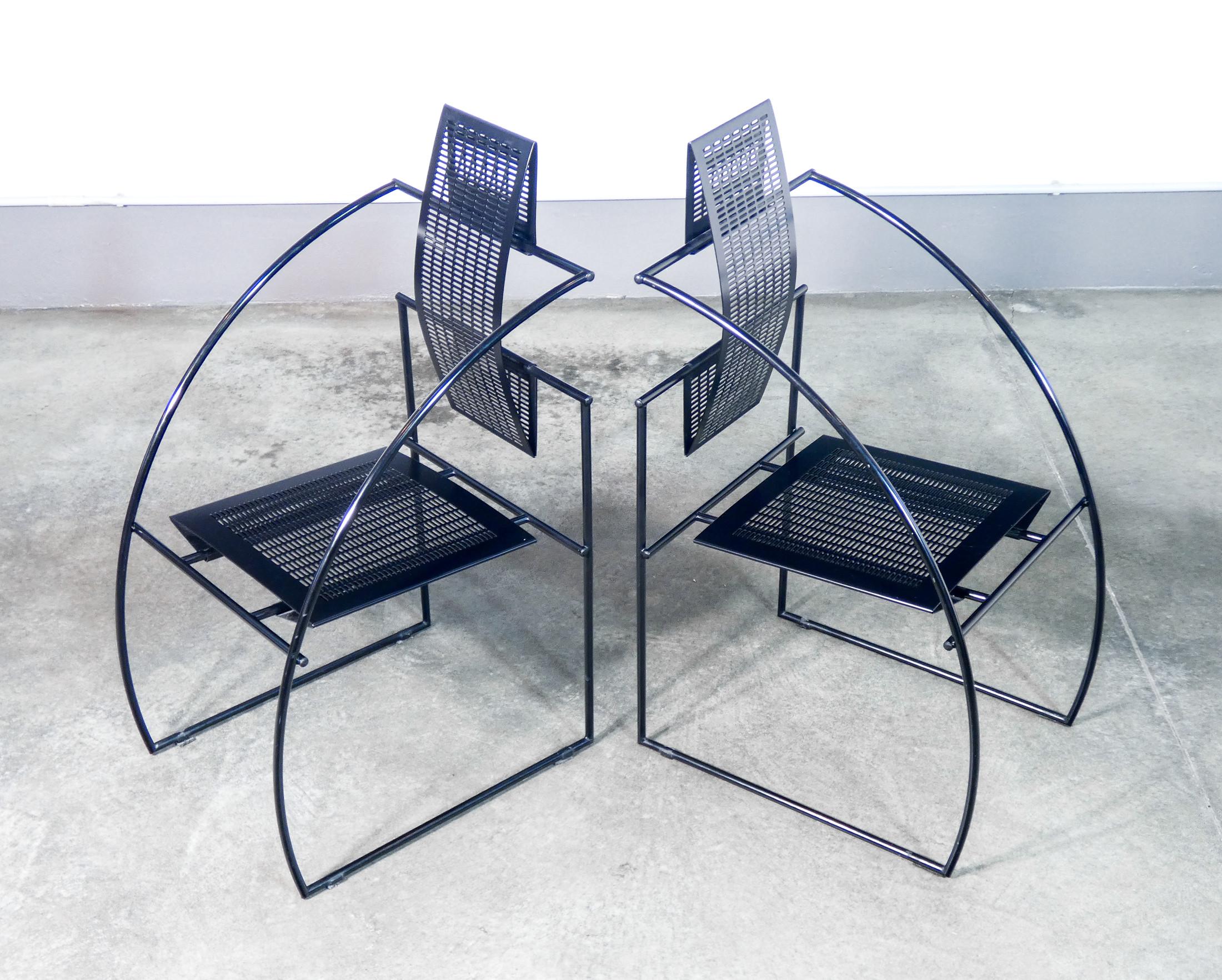 Paar Stühle 'Quinta', Design Mario BOTTA für ALIAS, schwarze Ausführung. 1980s (Metall) im Angebot