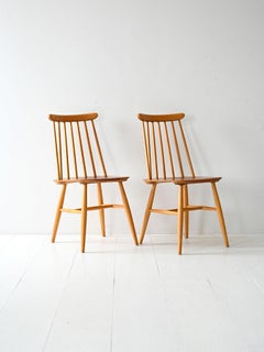 Pareja de sillas escandinavas Fanett de Ilmari Tapiovaara