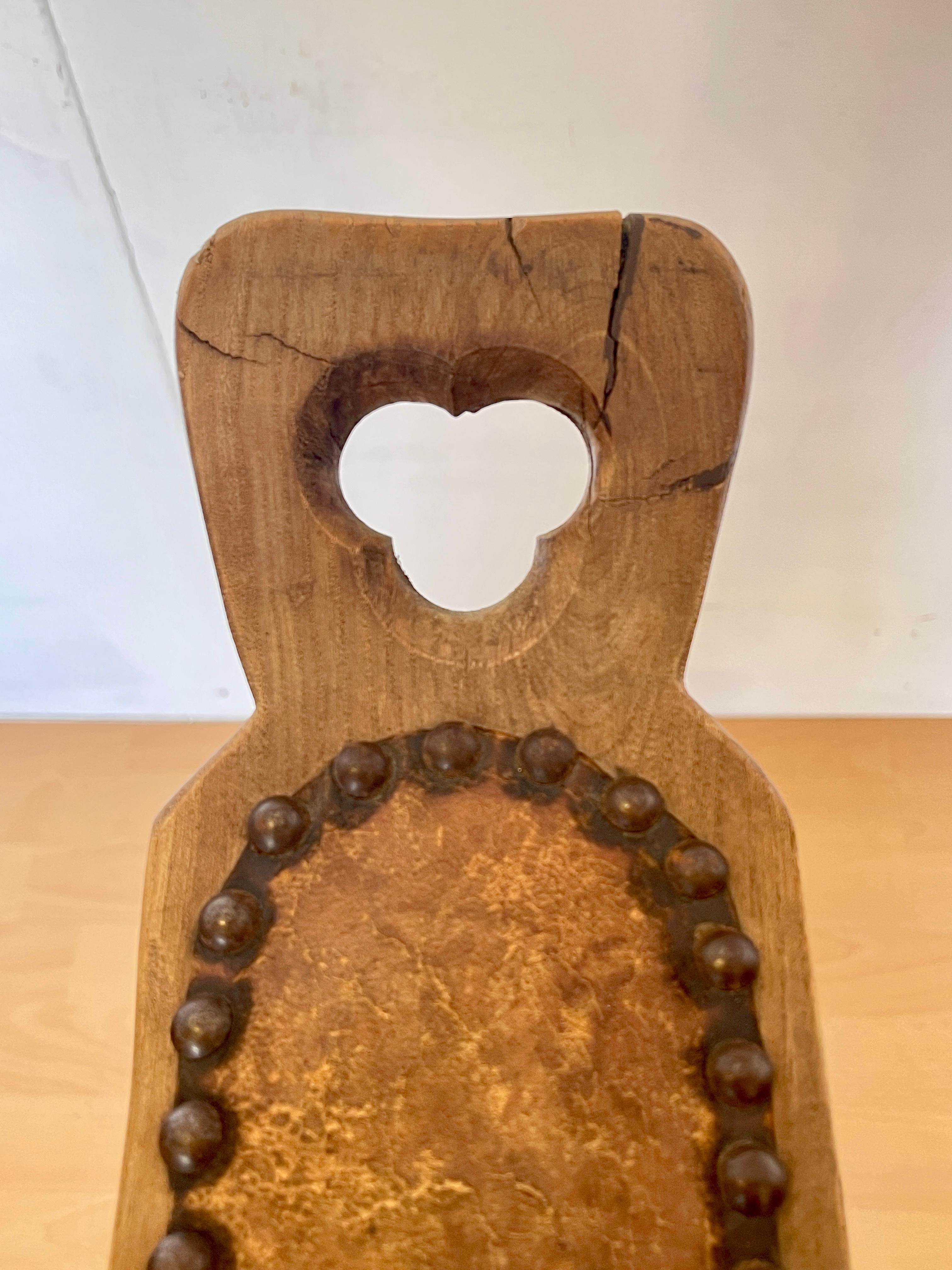 Fait main Paire de tabourets rustiques en bois massif - style montagne vintage en vente