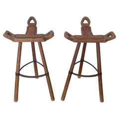 Paire de tabourets rustiques en bois massif - style montagne vintage