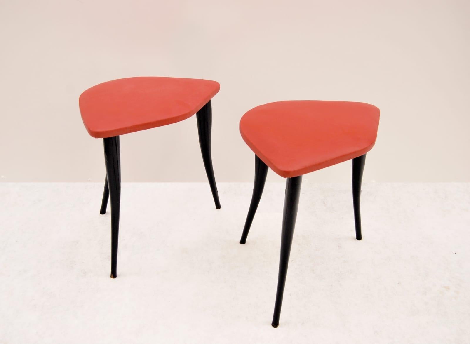 Mid-Century Modern Pair of tripod stools, 1950s For Sale