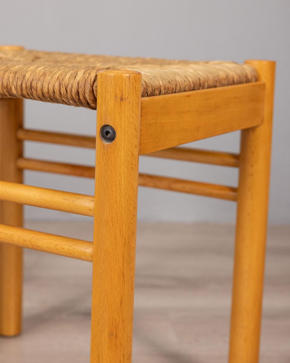 Pair of vintage 1970s wood and rope stools design Hibiscus In Good Condition For Sale In None, IT