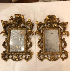 Coppia di Specchi Barocchi Italiani Dorati 1800 Foglie Acanto Cartouche